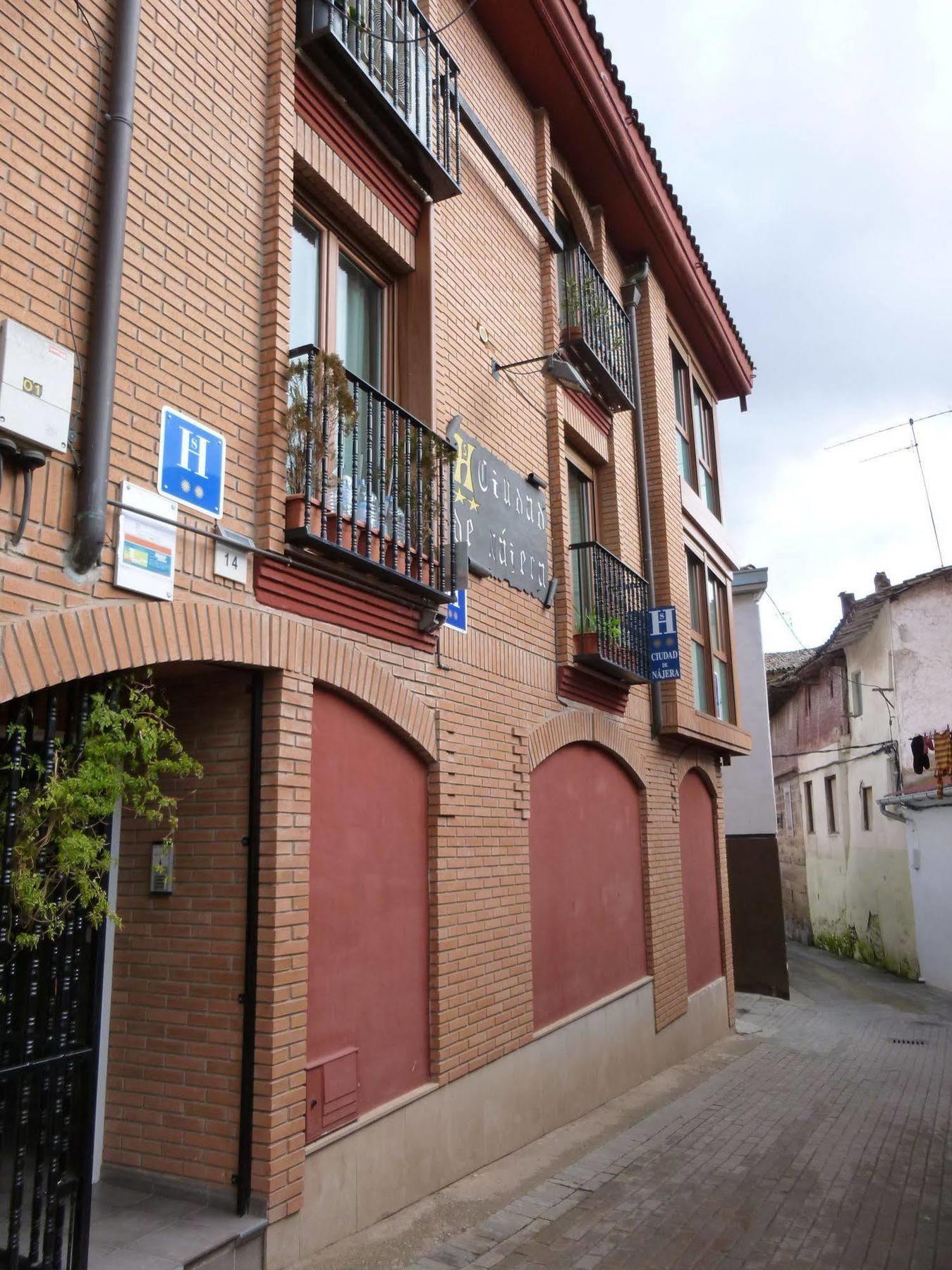 Hostal Ciudad De Nájera Buitenkant foto