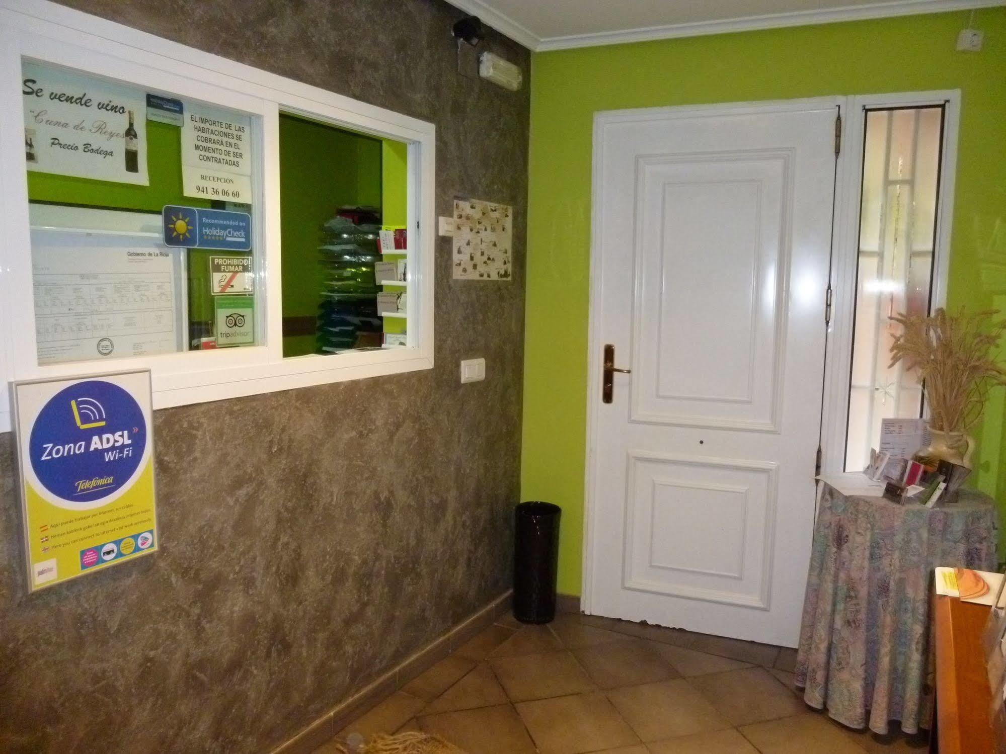 Hostal Ciudad De Nájera Buitenkant foto