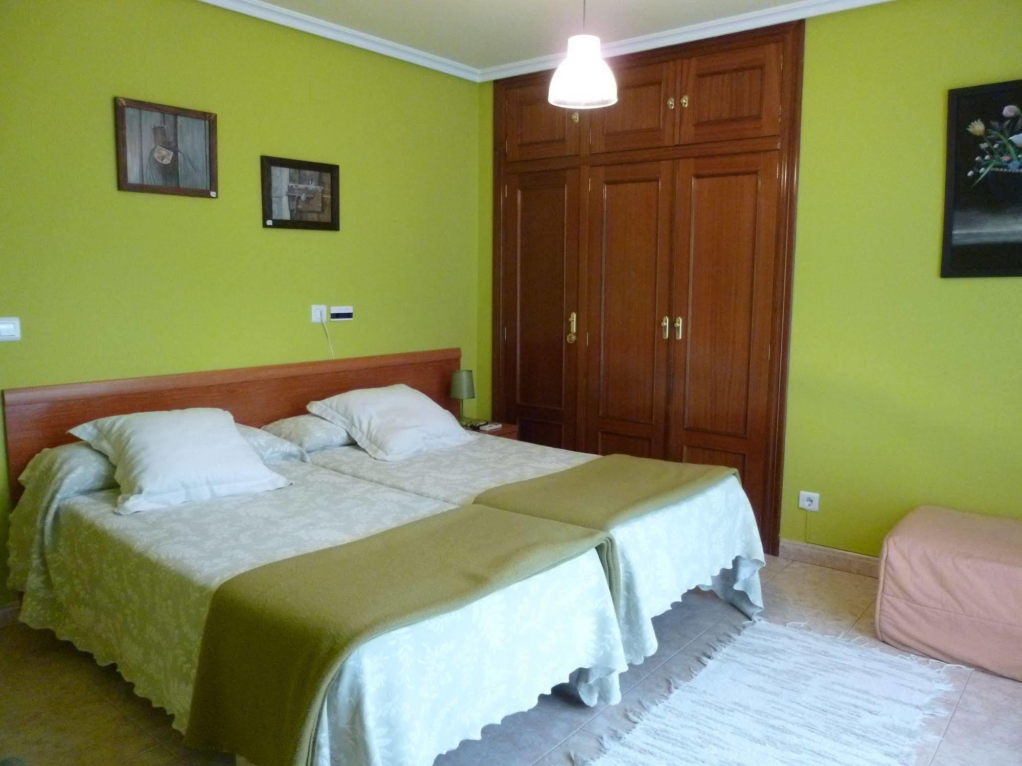 Hostal Ciudad De Nájera Buitenkant foto